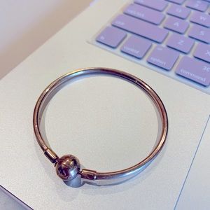 Pandora Rose Gold bangle 7.5”